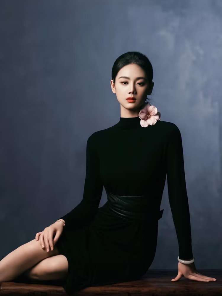Photography Studio - 2026 New Fashion Simple High-End Black