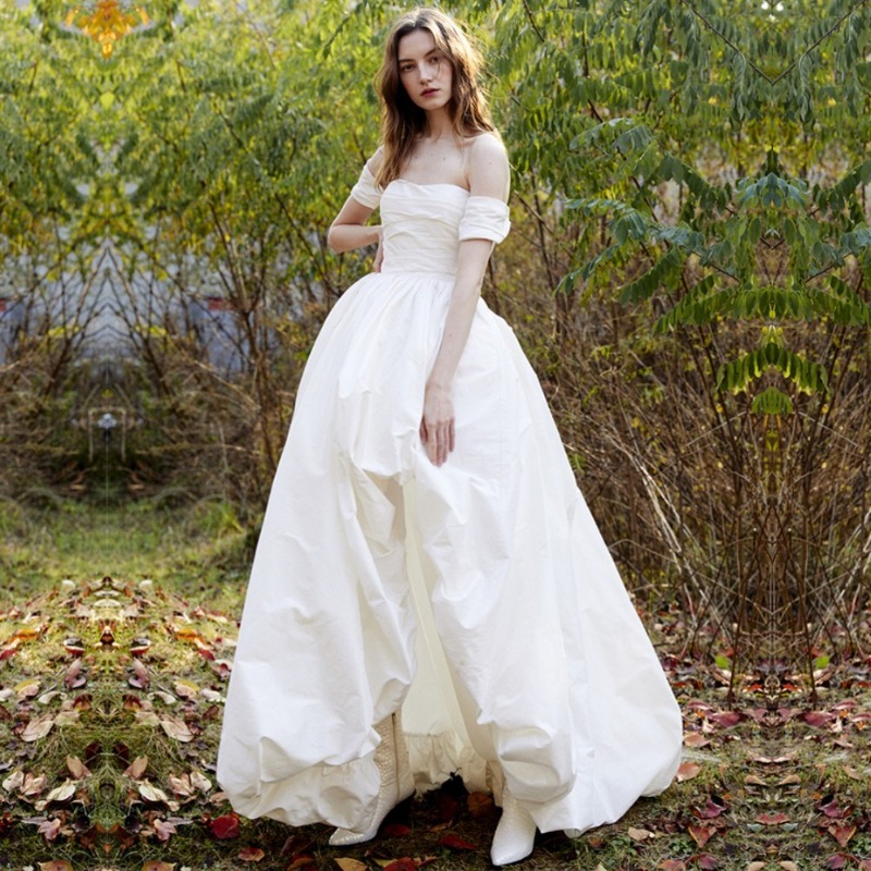 One Shoulder Strapless Simple  - Photography Natural Lighting 评论和价格